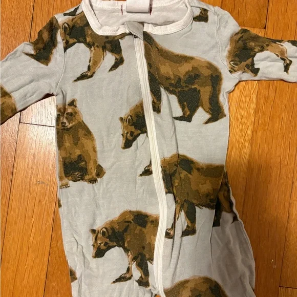 Milkbarn Bear Print Footed zipper pajamas - Picture 2 of 5